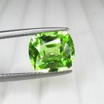 1 pcs  Péridot  - 4.28 ct - International Colored Gemstone, Handtassen en Accessoires, Nieuw