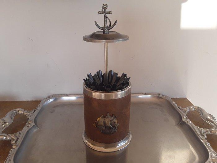 Cristal dArques - Zonder minimumprijs - Sigaretten globe, Collections, Articles de fumeurs, Briquets & Boîtes d'allumettes