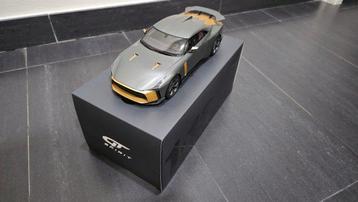 GT Spirit 1:18 - Voiture miniature - Nissan