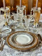 Toile de Jouy classique avec scènes, noir sur blanc. - Nappe