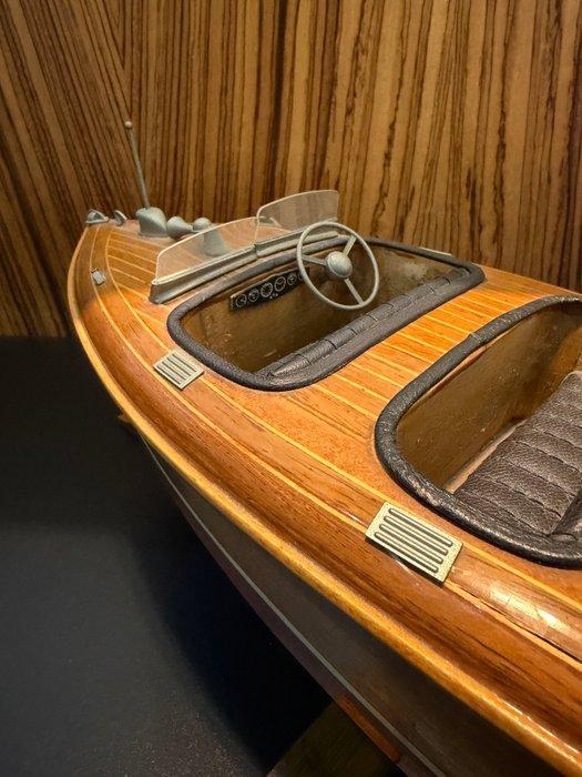 1:4 - Modelboot - Modelboot riva design, Hobby en Vrije tijd, Modelauto's | 1:5 tot 1:12