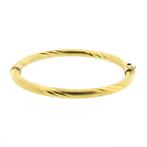 18 Krt. Gouden gedraaide slavenarmband  | Ø 60 mm (vintage), Ophalen of Verzenden, Gebruikt, Overige kleuren, Goud