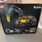 Lego Set - 42215 - Technic - Volvo EC500 Hybrid graafmachine, Kinderen en Baby's, Speelgoed | Duplo en Lego, Nieuw