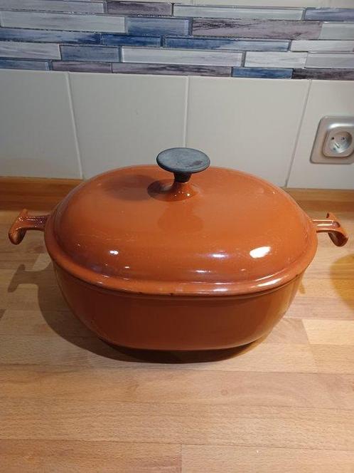 Le Creuset - Cocotte -  Modèle Enzo MARI 1970 - Fonte Le, Antiek en Kunst, Antiek | Keukengerei