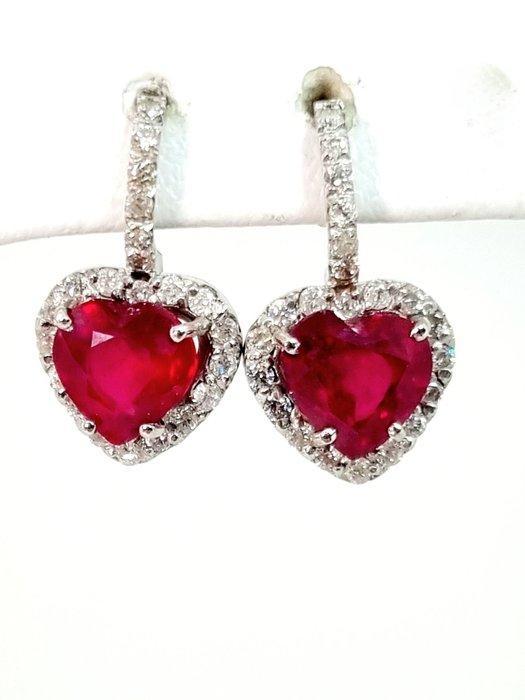 Oorbellen - 18 karaat Witgoud Robijn - Diamant, Handtassen en Accessoires, Oorbellen