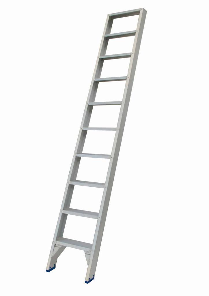 Solide enkele trap 10 treden – 2.50m, Doe-het-zelf en Bouw, Ladders en Trappen, Trap, Nieuw, 2 tot 4 meter, Ophalen of Verzenden