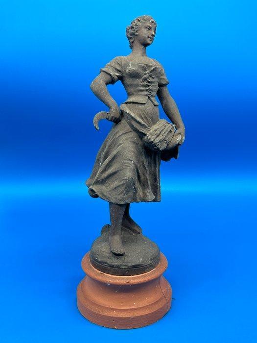 sculptuur, Paar Bauernfiguren – „Schnitter und Bäuerin“ –, Antiek en Kunst, Antiek | Keramiek en Aardewerk