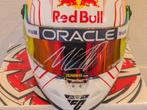 Red Bull Racing - Max Verstappen - 2023 - Helm op halve, Nieuw