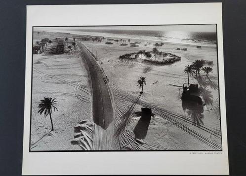 Burri René (1933 - 2014) - Abu Dhabi, 1975, Antiek en Kunst, Kunst | Schilderijen | Modern