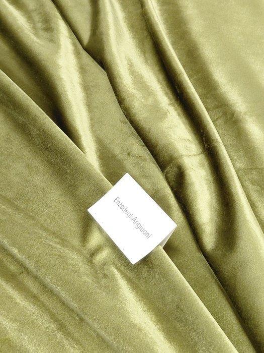 Velluto Verde Chartreuse by Enzo degli Angiuoni – Luce e, Antiquités & Art, Tapis & Textile