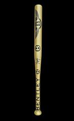 Moontje - Bentley Baseball Bat Gold edition.