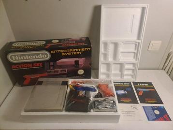 Nintendo - Nes - ACTION SET -  with top foam, poster,