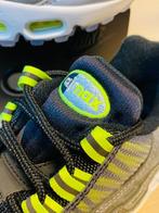 Nike - Veterschoenen - Maat: EU 39