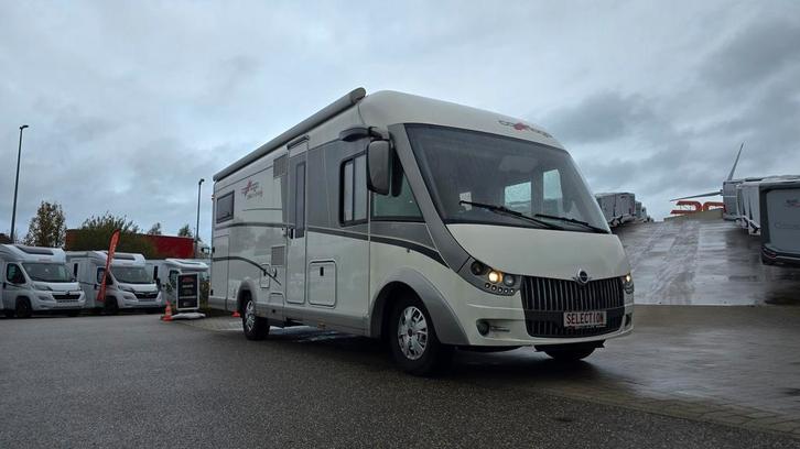 Carthago Chic C-line 4.9 verzorgd, luxueus, queensbed 31531, Caravans en Kamperen, Mobilhomes, Cassettetoilet, Automaat, L-zit