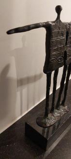 Corry Ammerlaan - Sculpture, Energiek in de samenwerking -