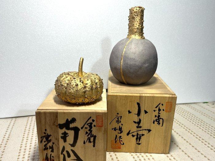 Ornement décoratif - Mino-yakiToyogama, a work by Yasuo, Antiek en Kunst, Antiek | Overige Antiek