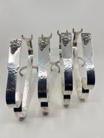 Wijnrek (4) - Druivenmotief – Gehamerd - gekeurd -