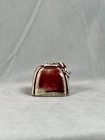 Bassine deau en sculpture avec glaçure rouge de la dynastie