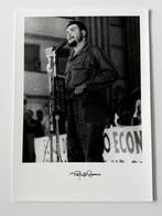 Perfecto Romero (1939–) - (XL Photo) Líder Che Guevara ante