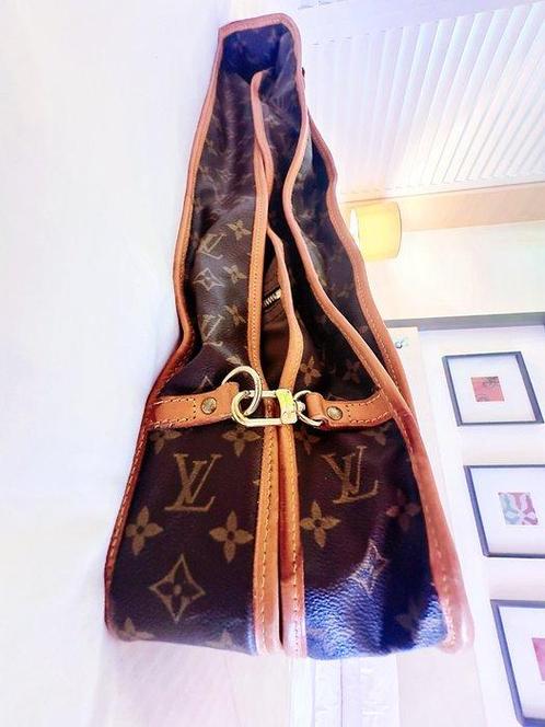 Louis Vuitton - Garment Bag - Sac de voyage, Handtassen en Accessoires, Tassen | Damestassen