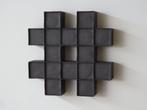 Hans Meeuwsen - Reliëf, 2025 - 61 zwarte hashtag - 125 mm