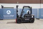 Veiling: Heftruck Clark C 500 - Y 50 Diesel 2500kg 5.0m, Ophalen