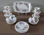 Royal Albert - Service à thé (22) - Porcelaine - Lavande, Antiek en Kunst