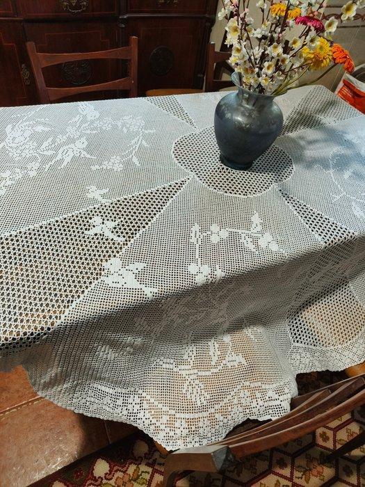 Tafelkleed - 160 cm - 160 cm - Gehaakte vogeltjes handdoek, Antiek en Kunst, Antiek | Tapijten, Tafelkleden en Textiel