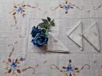 Tovaglia ricamata a mano in misto lino 12 posti tablecloth, Antiek en Kunst