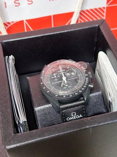 Omega x Swatch - MoonSwatch - Mission to the moonphase, Handtassen en Accessoires, Horloges | Heren