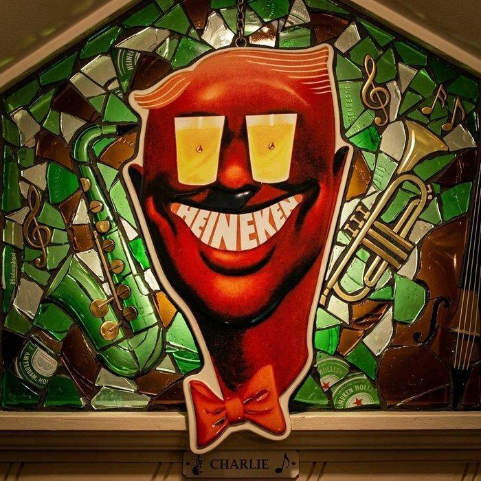 Heineken Bier - Charlie - 1967 - Frans Mettes - Reclamebord, Antiek en Kunst, Antiek | Wandborden en Tegels
