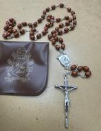 Rozenkrans van Paus Leone XIV - persoonlijk uitgereikt