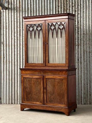 Bibliothèque - Vitrine, armoire vitrée, bibliothèque -