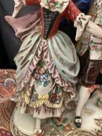 Capodimonte - Beeld, I nobili - 20 cm - Porselein, Antiek en Kunst