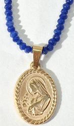 Medaille van de Maagd Maria en Saffierenhalsketting -