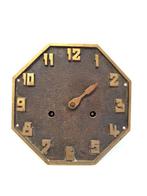 Klok (3) - Pfeilkreuz - Art Deco Emaille, Messing, Staal -