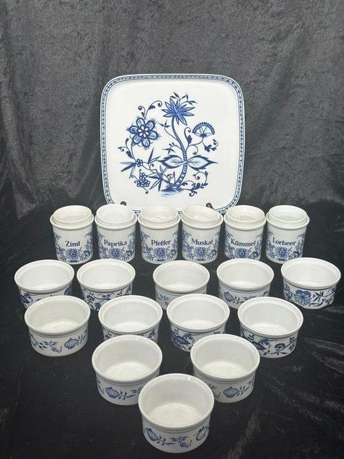 Pot - Boîtes et plateau en porcelaine Triptis Könitz Kahla à, Antiek en Kunst, Antiek | Meubels | Tafels