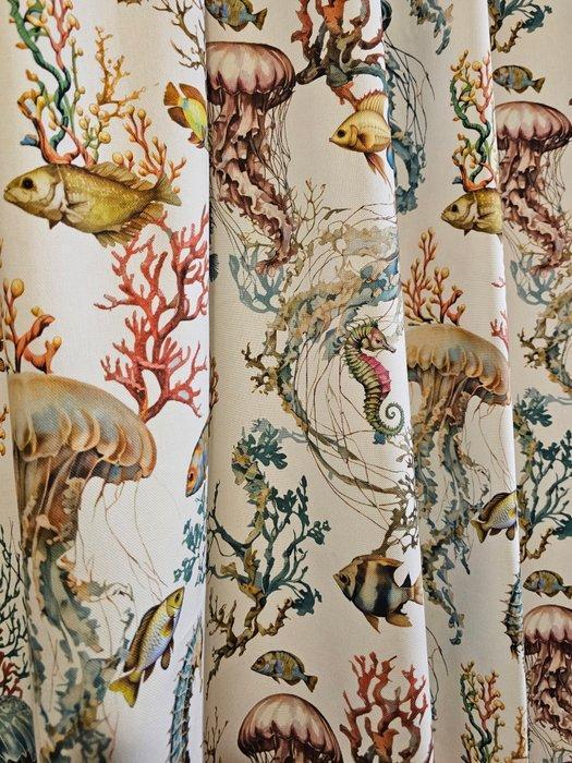 Mediterrane stof met koralen, kwallen en zeepaardjes -, Antiek en Kunst, Antiek | Tapijten, Tafelkleden en Textiel