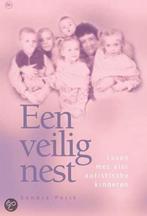 Een veilig nest 9789044305340 S. Petit, Boeken, Verzenden, Zo goed als nieuw, S. Petit