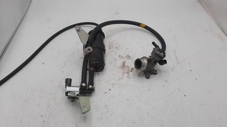 Piaggio Zip 2021 Euro 5 / Inlaatspruitstuk excl. Injector /, Fietsen en Brommers, Brommeronderdelen | Scooters, Overige typen