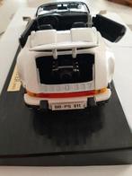 Maisto 1:18 - Modelbouwdoos - porsche - 911 Carrera 1989, Nieuw