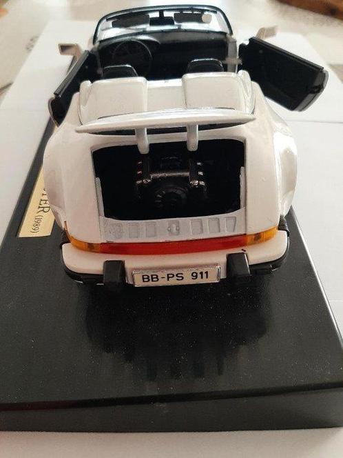 Maisto 1:18 - Modelbouwdoos - porsche - 911 Carrera 1989, Hobby en Vrije tijd, Modelauto's | 1:5 tot 1:12