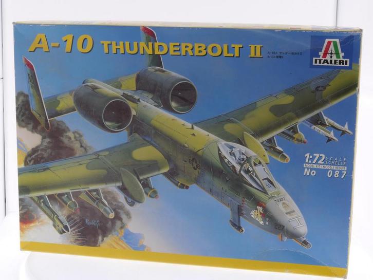 Schaal 1:72 Italeri A-10 Thunderbolt II No 087 #4156, Hobby en Vrije tijd, Modelbouw | Vliegtuigen en Helikopters, Zo goed als nieuw