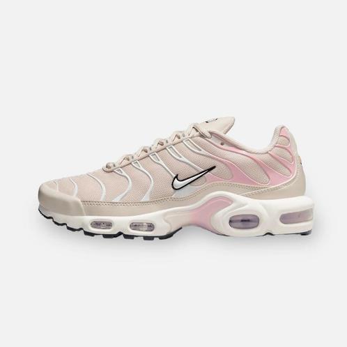 Nike Air Max Plus Pink, Vêtements | Hommes, Chaussures, Envoi