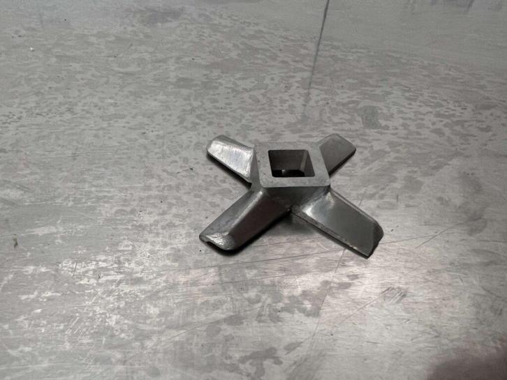 Couteau en acier inoxydable pour hachoir taille 8 230V, Articles professionnels, Horeca | Équipement de cuisine, Envoi