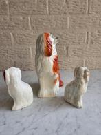Figurine - Set van drie Staffordshire hondjes (3) -