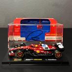 Ferrari - Ferrari SF-25 1/43 Signed - Lewis Hamilton - 2025