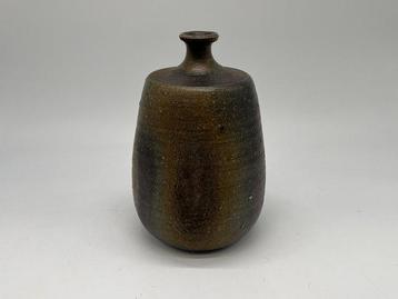 Vaas - Aardewerk, Bizen-yaki -Oxiderend bakken zonder