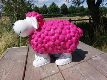 Beeld, funny lamb fuchsia - 34 cm - polyresin