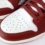 Nike - Air Jordan 1 Mid DQ8426-105 - Baskets basses - Taille